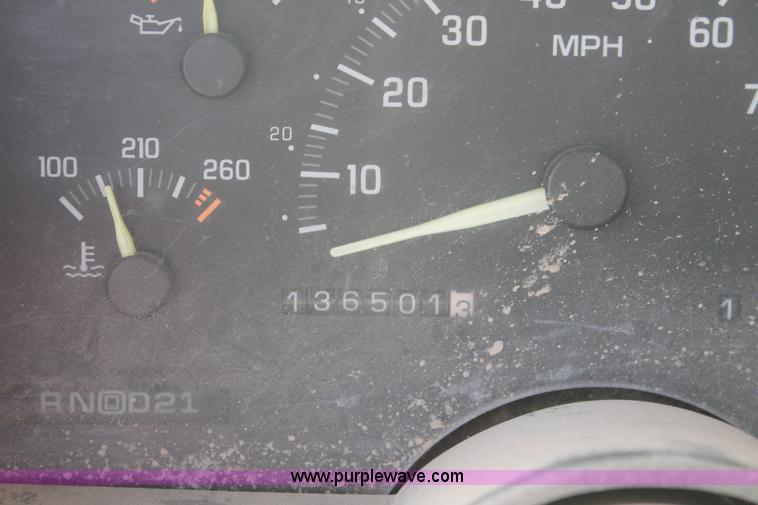 image for item E3334 1994 Chevrolet Cheyenne 1500 pickup truck