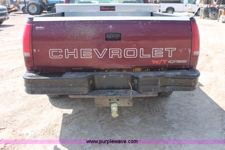 image for item E3334 1994 Chevrolet Cheyenne 1500 pickup truck
