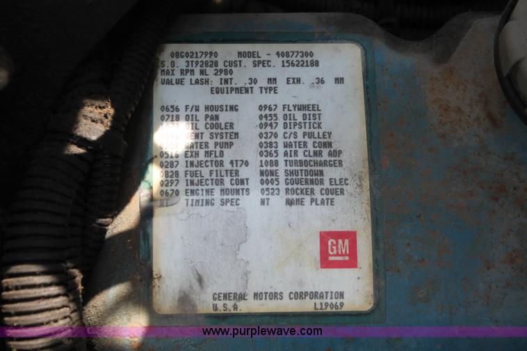 image for item E3335 1989 GMC TopKick 7000 EMS building maintenance truck