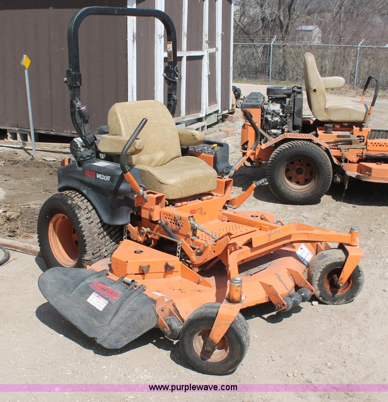 image for item E3336 Scag Wildcat mower