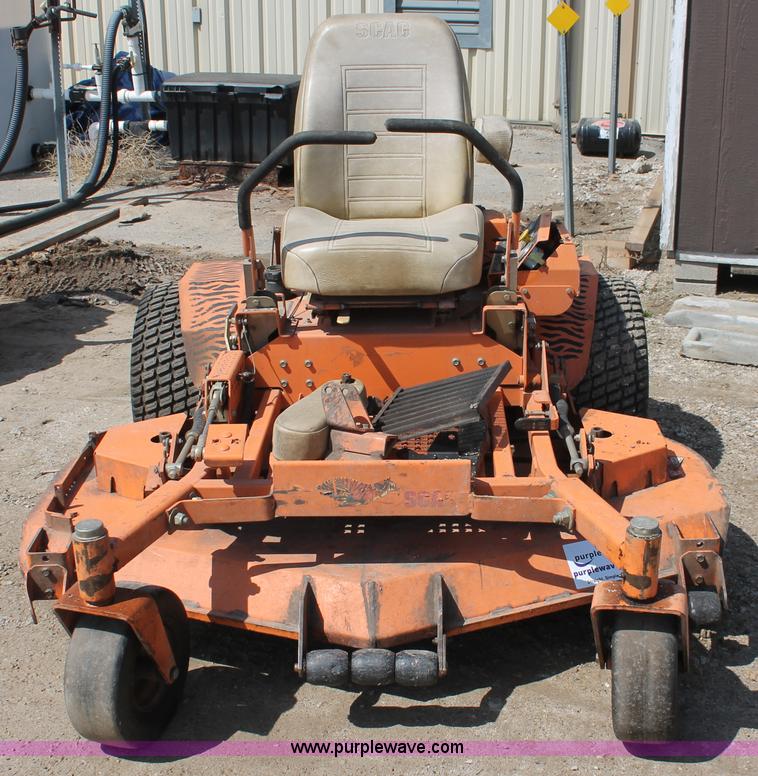 image for item E3337 Scag Turf Tiger mower