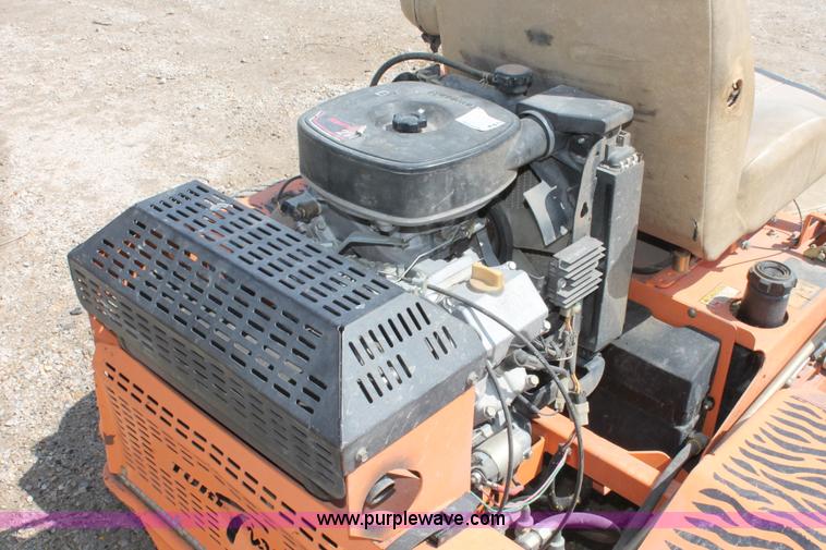image for item E3337 Scag Turf Tiger mower