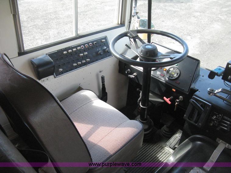 image for item E3383 1992 Blue Bird TC2000 school bus