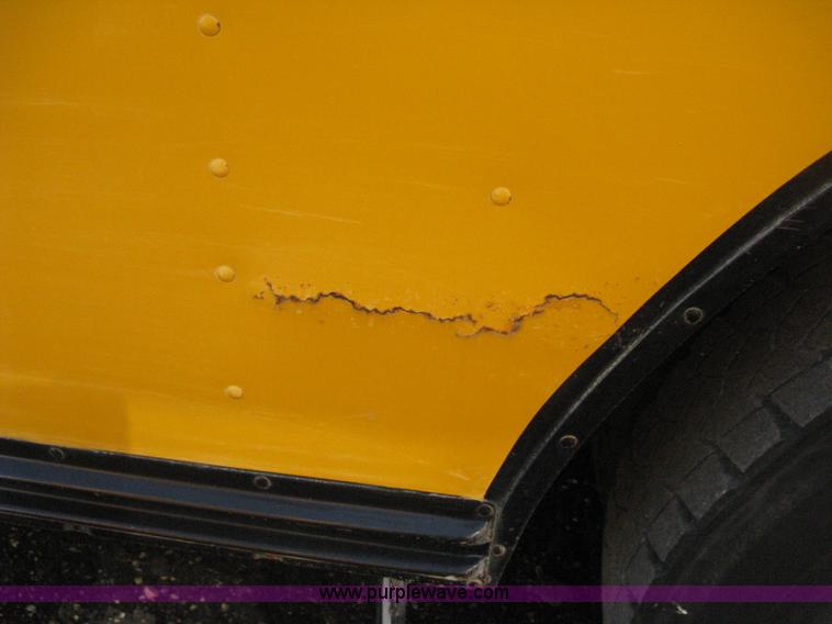 image for item E3383 1992 Blue Bird TC2000 school bus