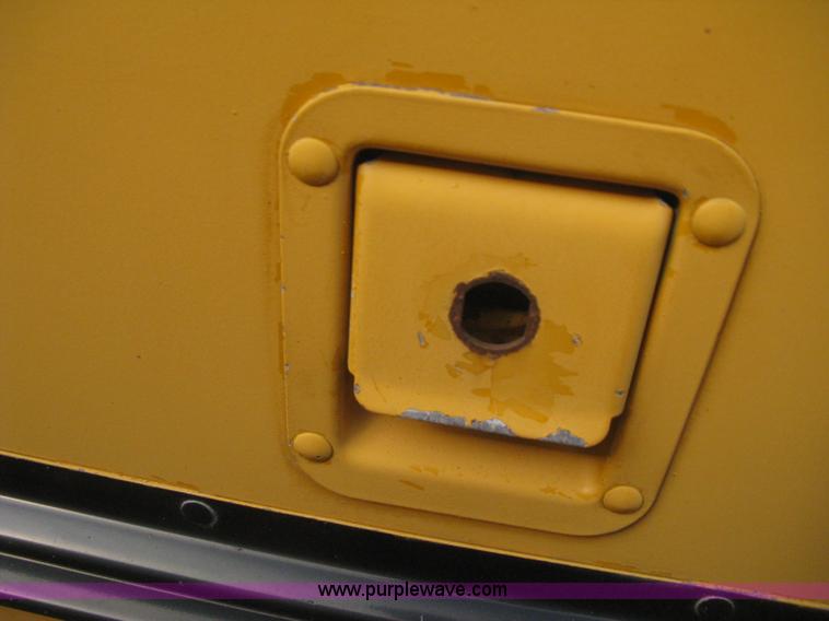 image for item E3383 1992 Blue Bird TC2000 school bus