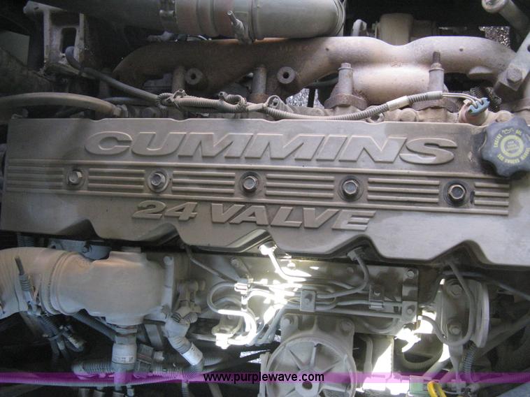 image for item E3384 2004 Blue Bird school bus