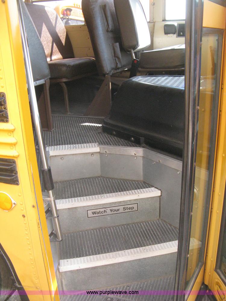 image for item E3385 1992 Blue Bird TC2000 school bus