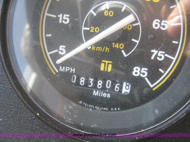 image for item E3385 1992 Blue Bird TC2000 school bus