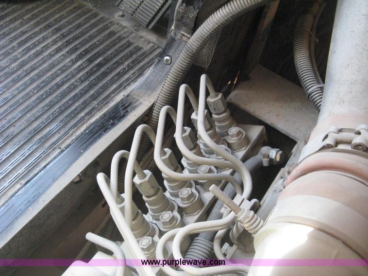 image for item E3385 1992 Blue Bird TC2000 school bus