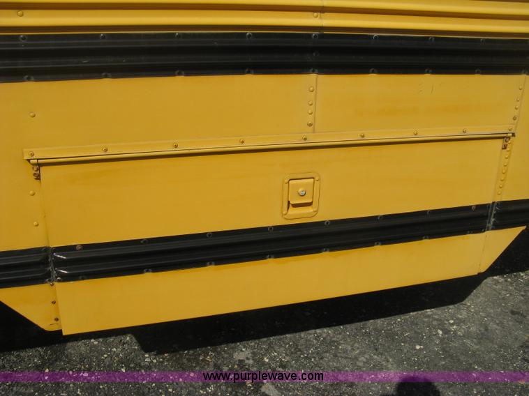 image for item E3385 1992 Blue Bird TC2000 school bus