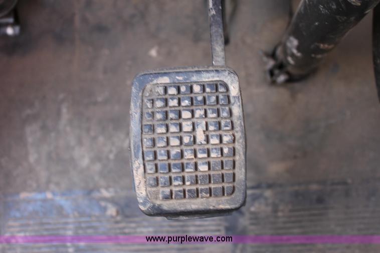 image for item E8380 1976 Ford fire engine