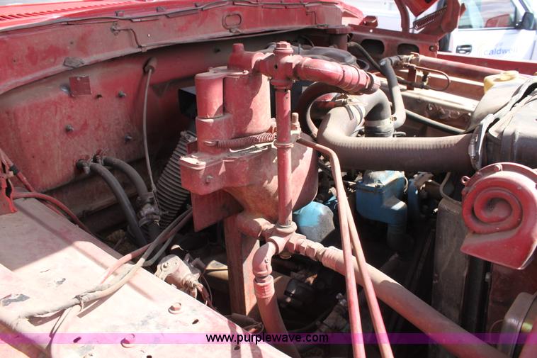 image for item E8380 1976 Ford fire engine