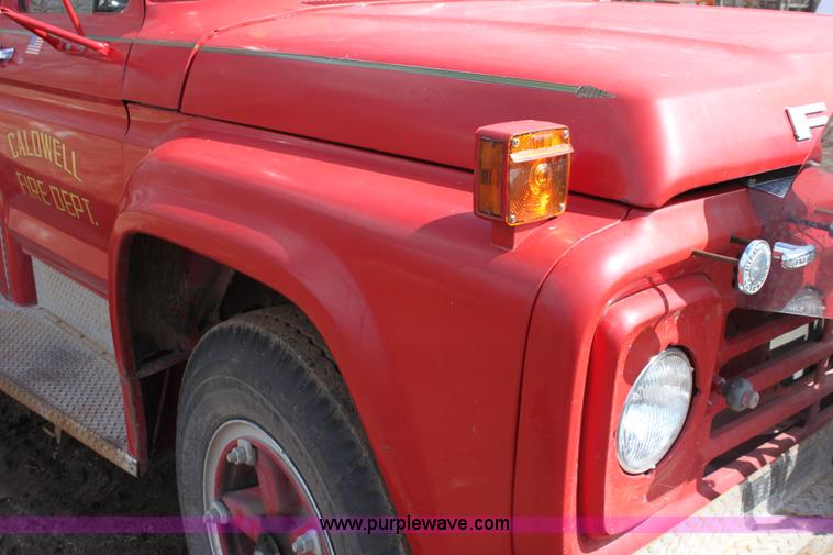 image for item E8380 1976 Ford fire engine