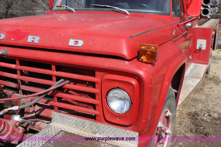 image for item E8380 1976 Ford fire engine