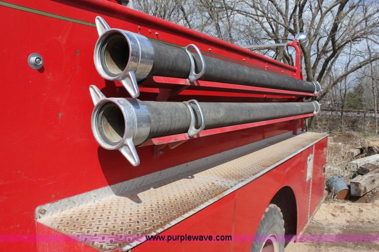 image for item E8380 1976 Ford fire engine