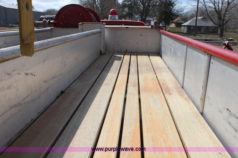 image for item E8380 1976 Ford fire engine