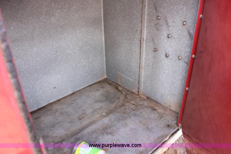 image for item E8380 1976 Ford fire engine