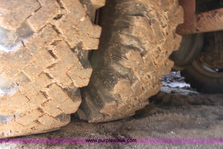 image for item E8380 1976 Ford fire engine