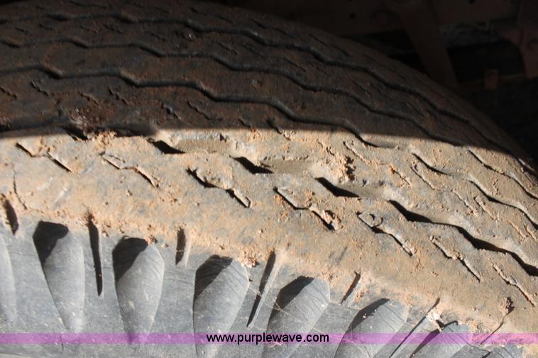 image for item E8380 1976 Ford fire engine