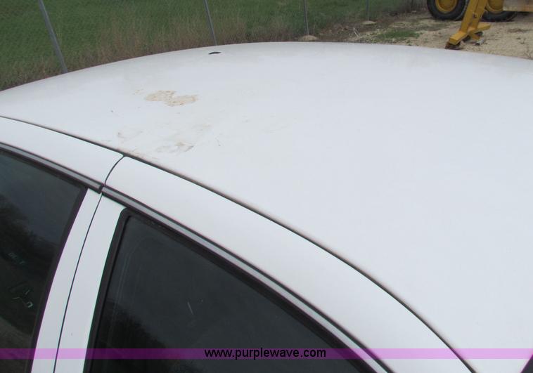 image for item F8642 2005 Ford Crown Victoria Police Interceptor