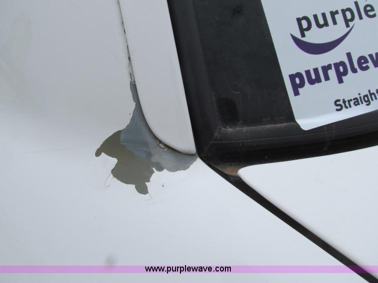 image for item F8642 2005 Ford Crown Victoria Police Interceptor