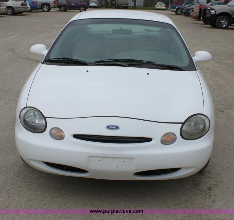 image for item F8664 1997 Ford Taurus GL