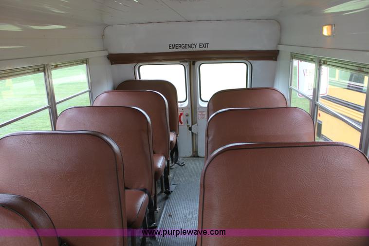 image for item F8667 1990 Ford school bus
