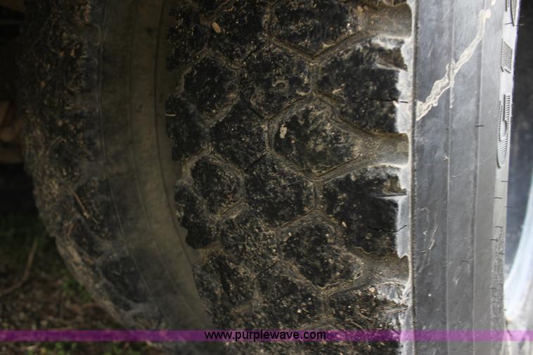 image for item F8668 1990 Chevrolet school bus