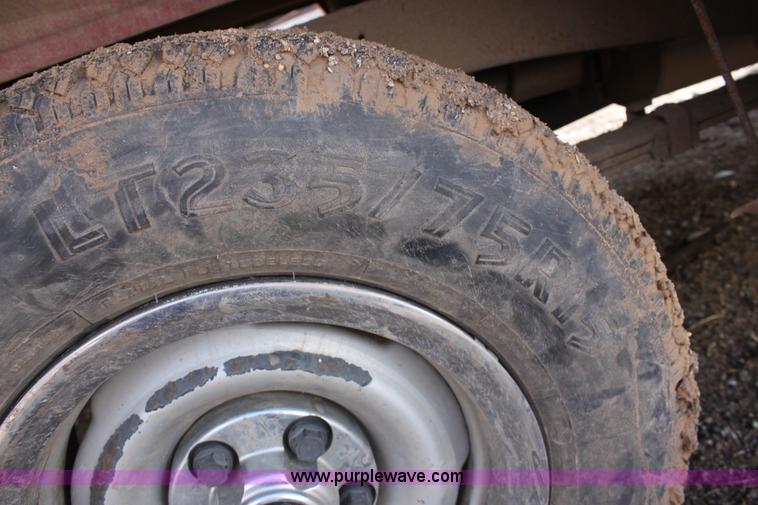 image for item F8696 1994 Chevrolet 1500 pickup truck