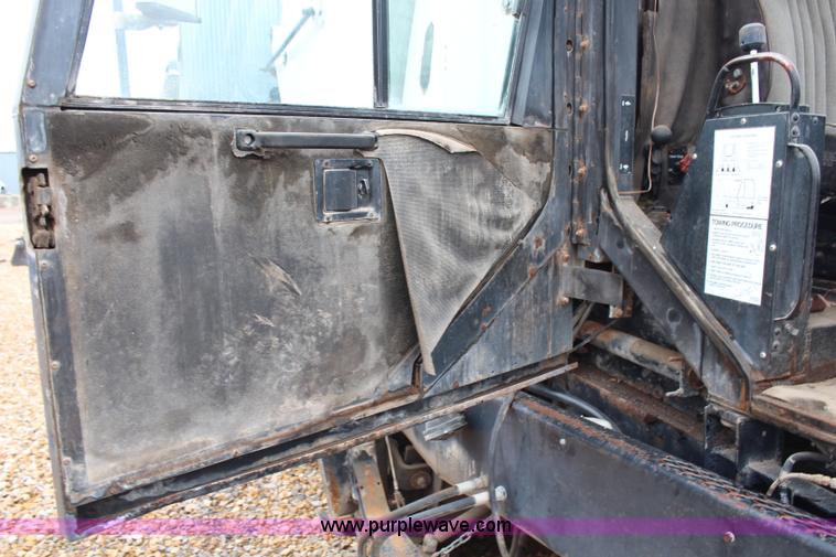 image for item G5048 Johnson J3000 street sweeper