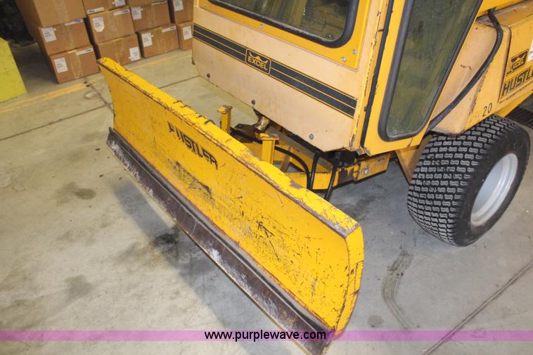 image for item G5105 Hustler 320 mower