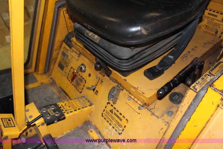 image for item G5105 Hustler 320 mower