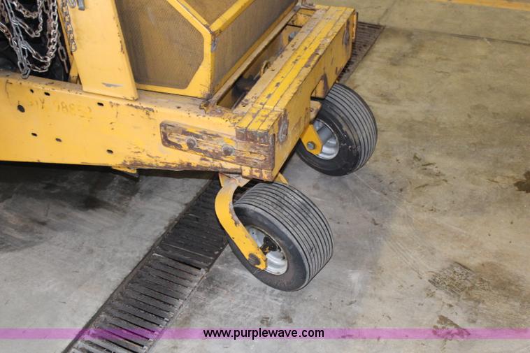 image for item G5105 Hustler 320 mower