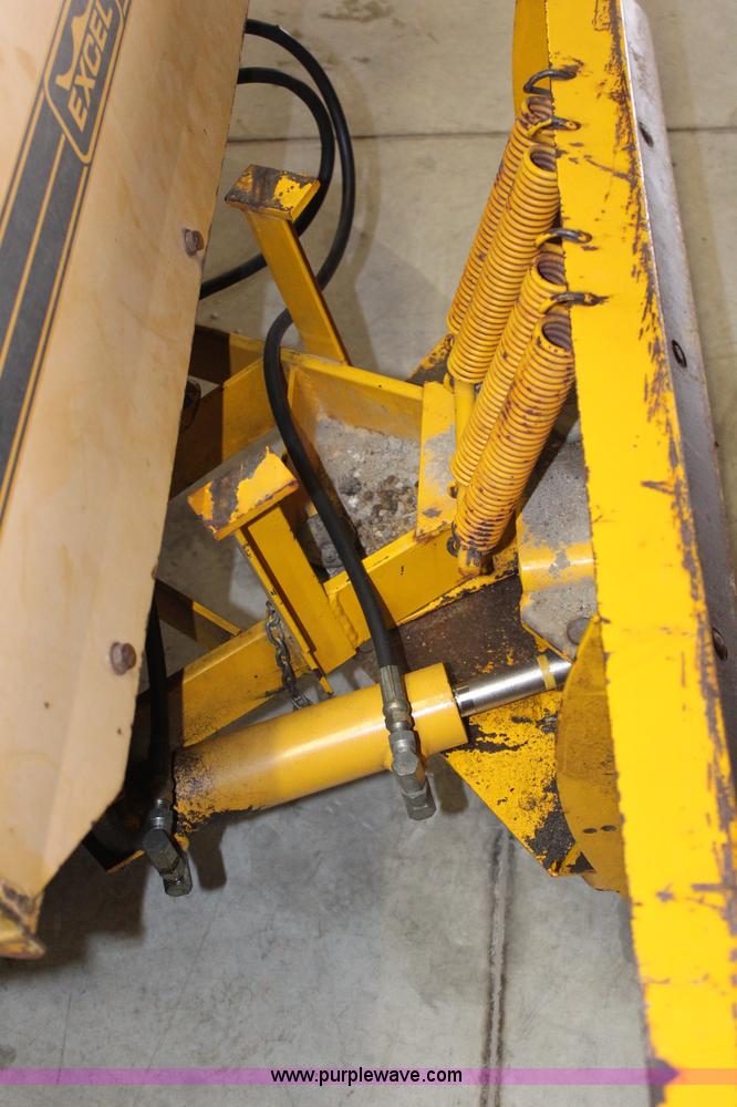 image for item G5105 Hustler 320 mower