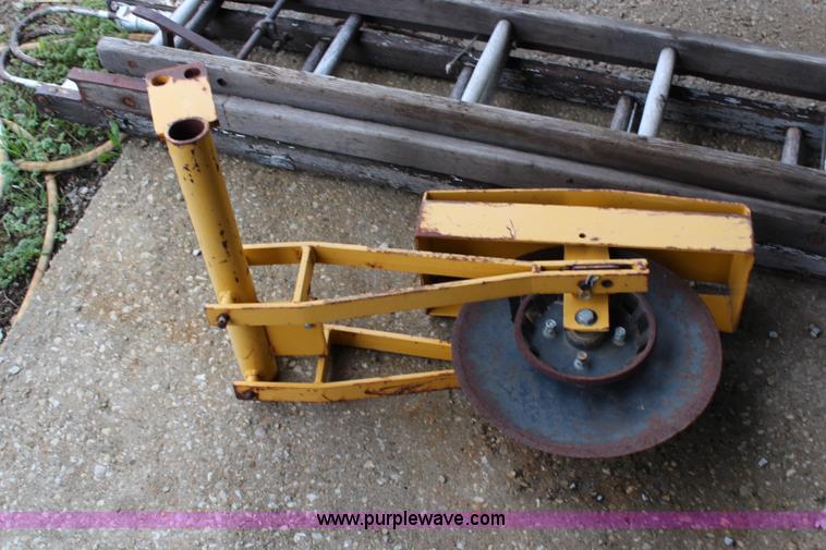 image for item G5105 Hustler 320 mower