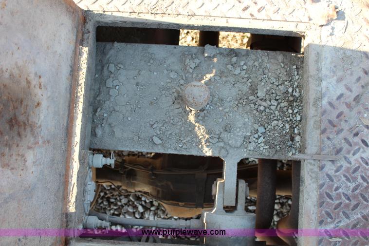 image for item G5314 1990 Ford F250 bale bed truck