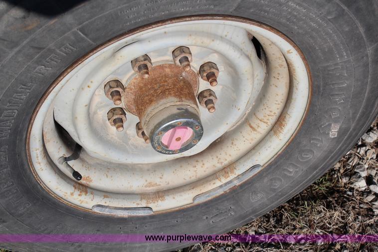 image for item G5314 1990 Ford F250 bale bed truck