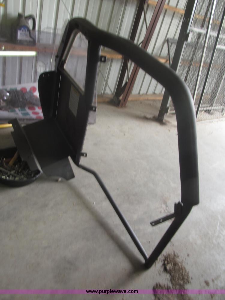 image for item K9709 Assorted 2010 Dodge Charger components