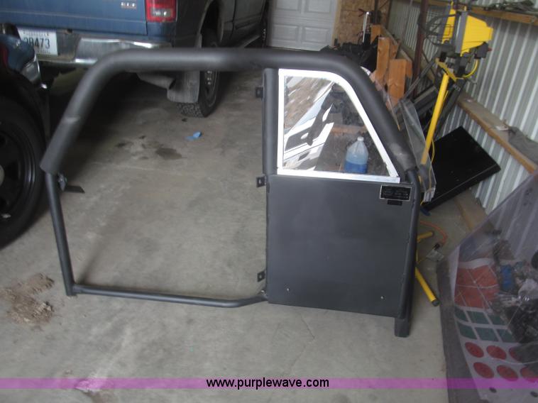 image for item K9709 Assorted 2010 Dodge Charger components