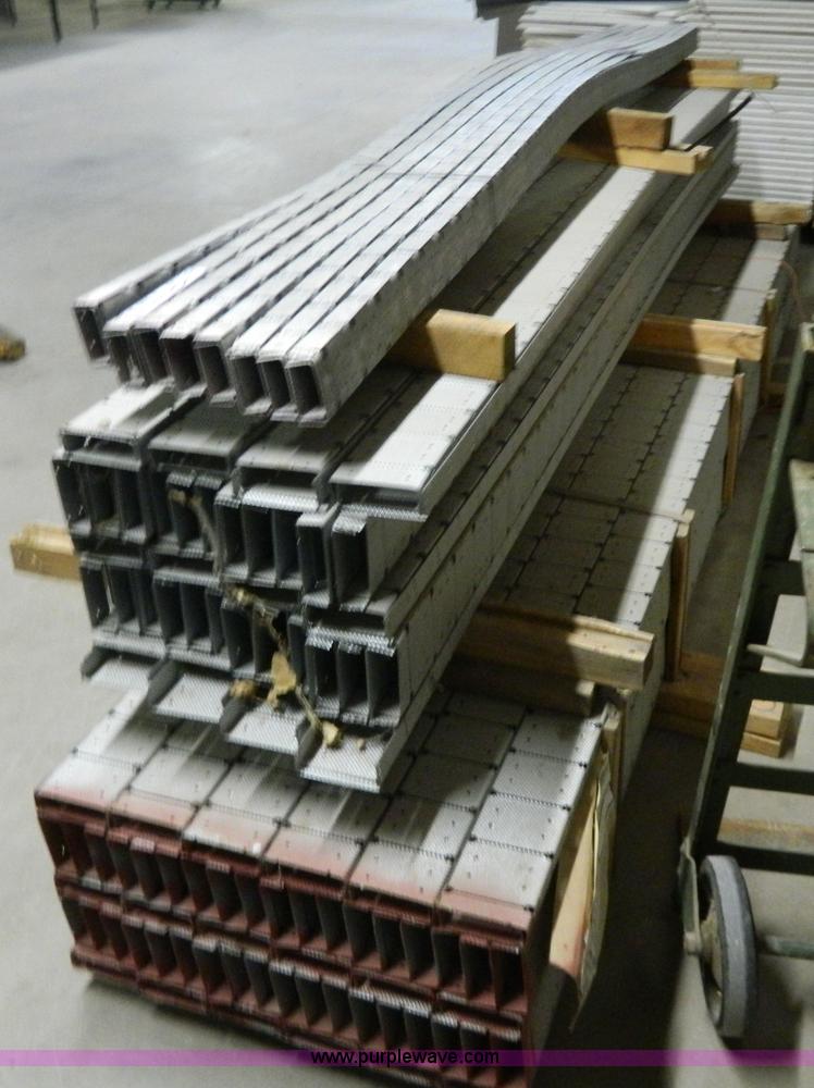 image for item W9025 Metal flex track