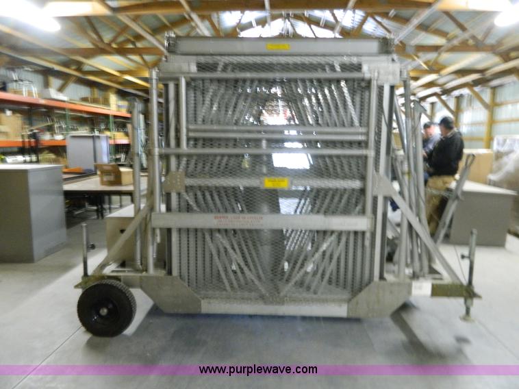 image for item W9026 Aluminum Power Scope man lift