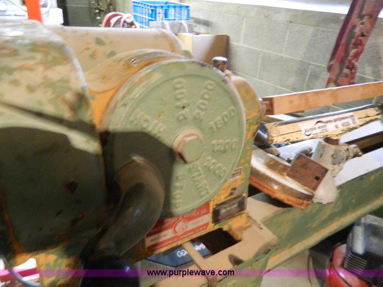 image for item W9028 Oliver wood lathe