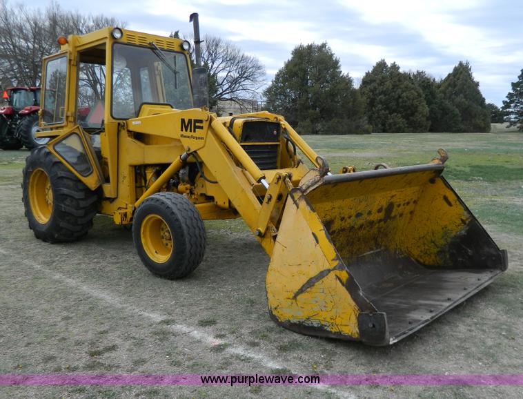 image for item W9031 Massey-Ferguson 50C tractor