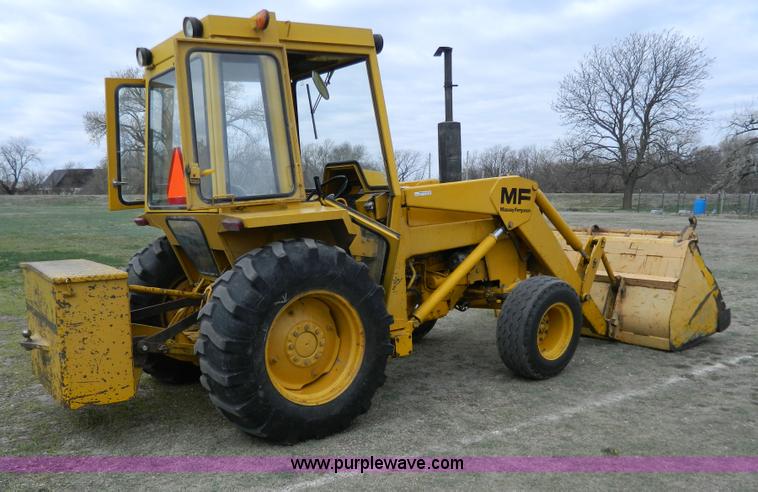 image for item W9031 Massey-Ferguson 50C tractor