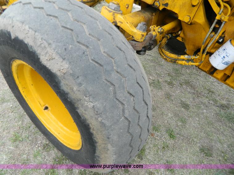 image for item W9031 Massey-Ferguson 50C tractor