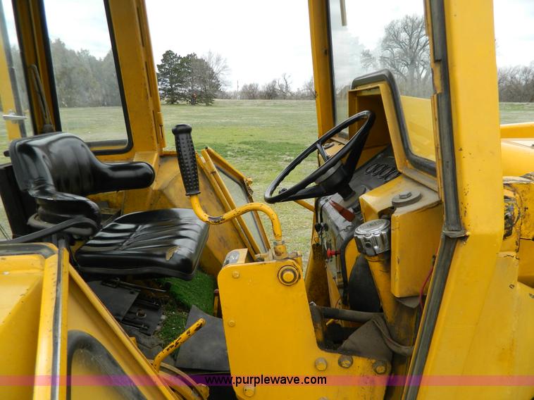 image for item W9031 Massey-Ferguson 50C tractor