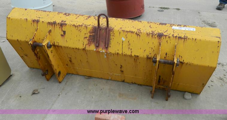 image for item W9032 61" smooth edge loader bucket