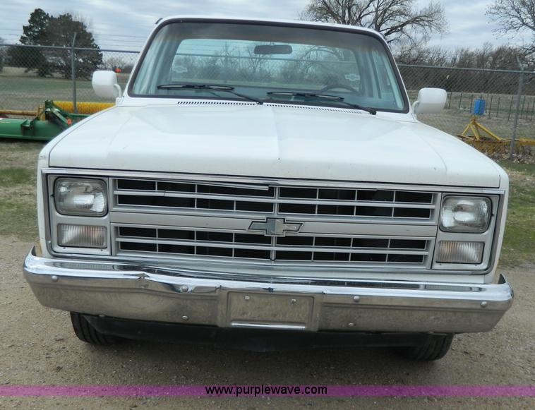 image for item W9033 1985 Chevrolet Custom Deluxe 10 pickup truck