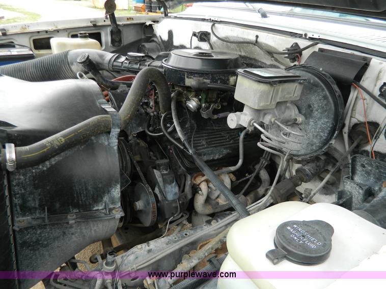 image for item W9033 1985 Chevrolet Custom Deluxe 10 pickup truck