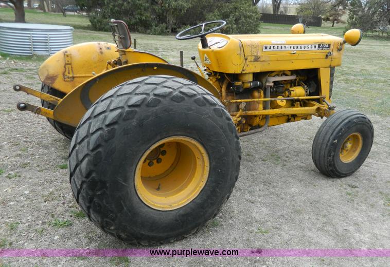 image for item W9034 Massey-Ferguson 2135 turf tractor